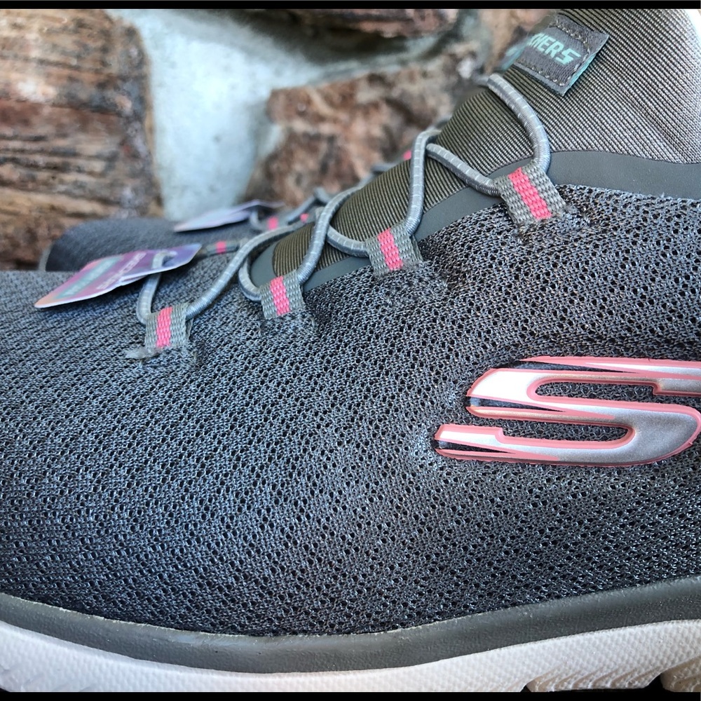NEW Skechers memory foam Walking Sneakers - Picture 11 of 13